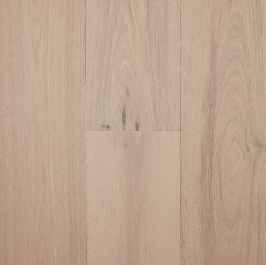 Elk Falls Hickory Snowdrift engineered timber colour swatch