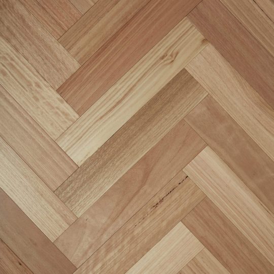 Fiddleback Australian Hardwood Herringbone Blackbutt engineered timber colour swatch