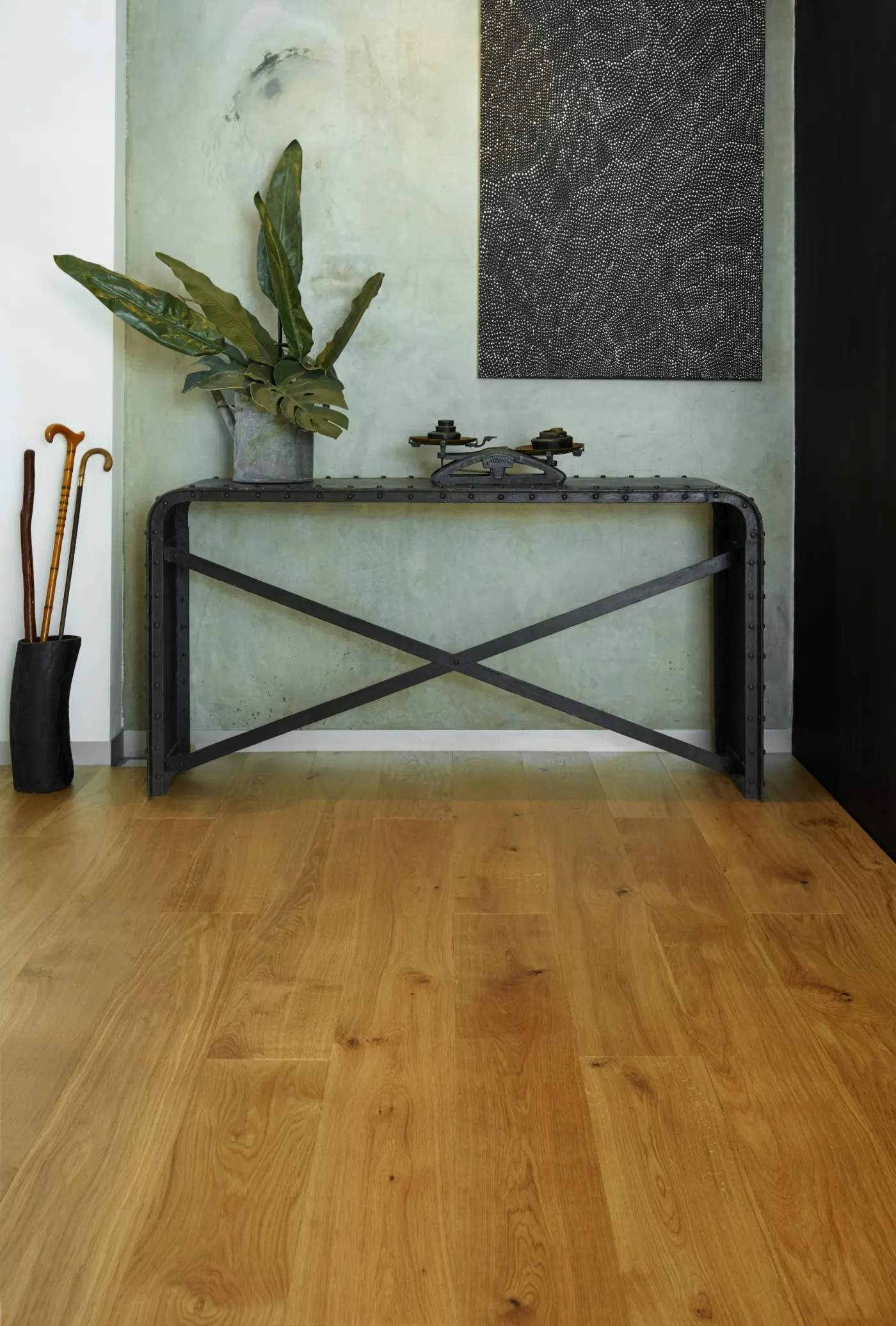 Hardwood Collection Aged Oak engineered timber flooring colour swatch
