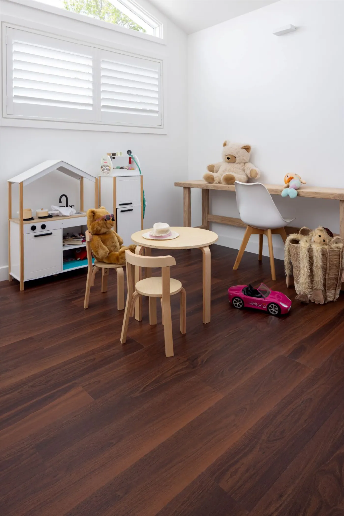 Easi Plank Jarrah hybrid flooring installed room example