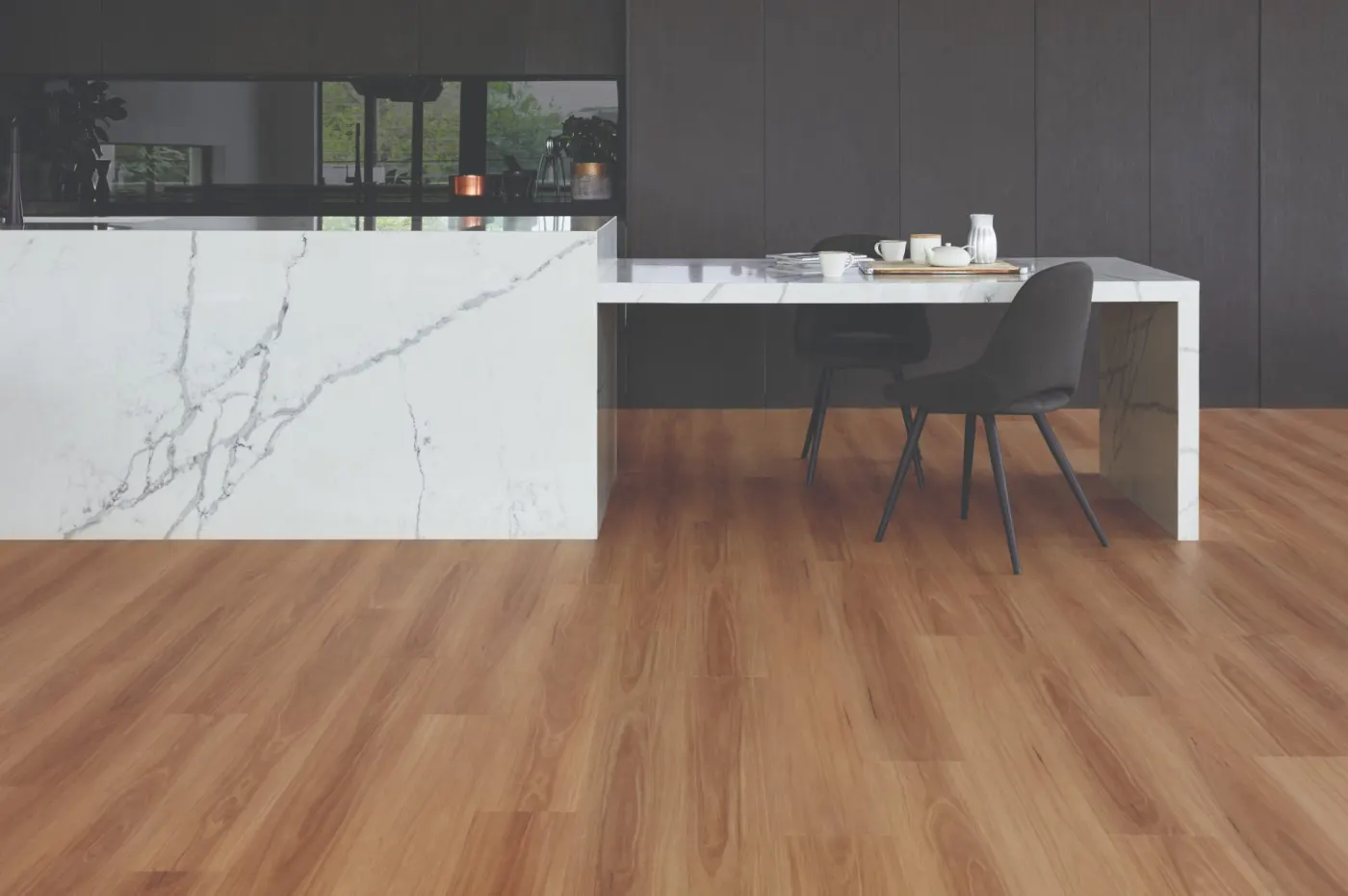 Easi Plank Natural Blackbutt hybrid flooring colour swatch