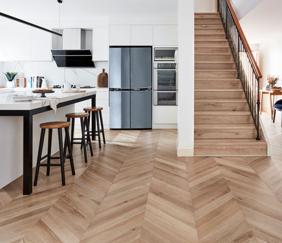 De Marque Oak engineered timber colour swatch
