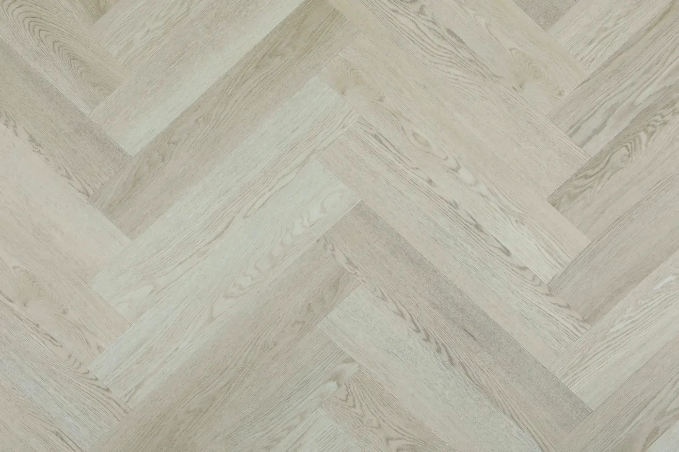 Belle Vie Lovanna Oak hybrid flooring colour swatch