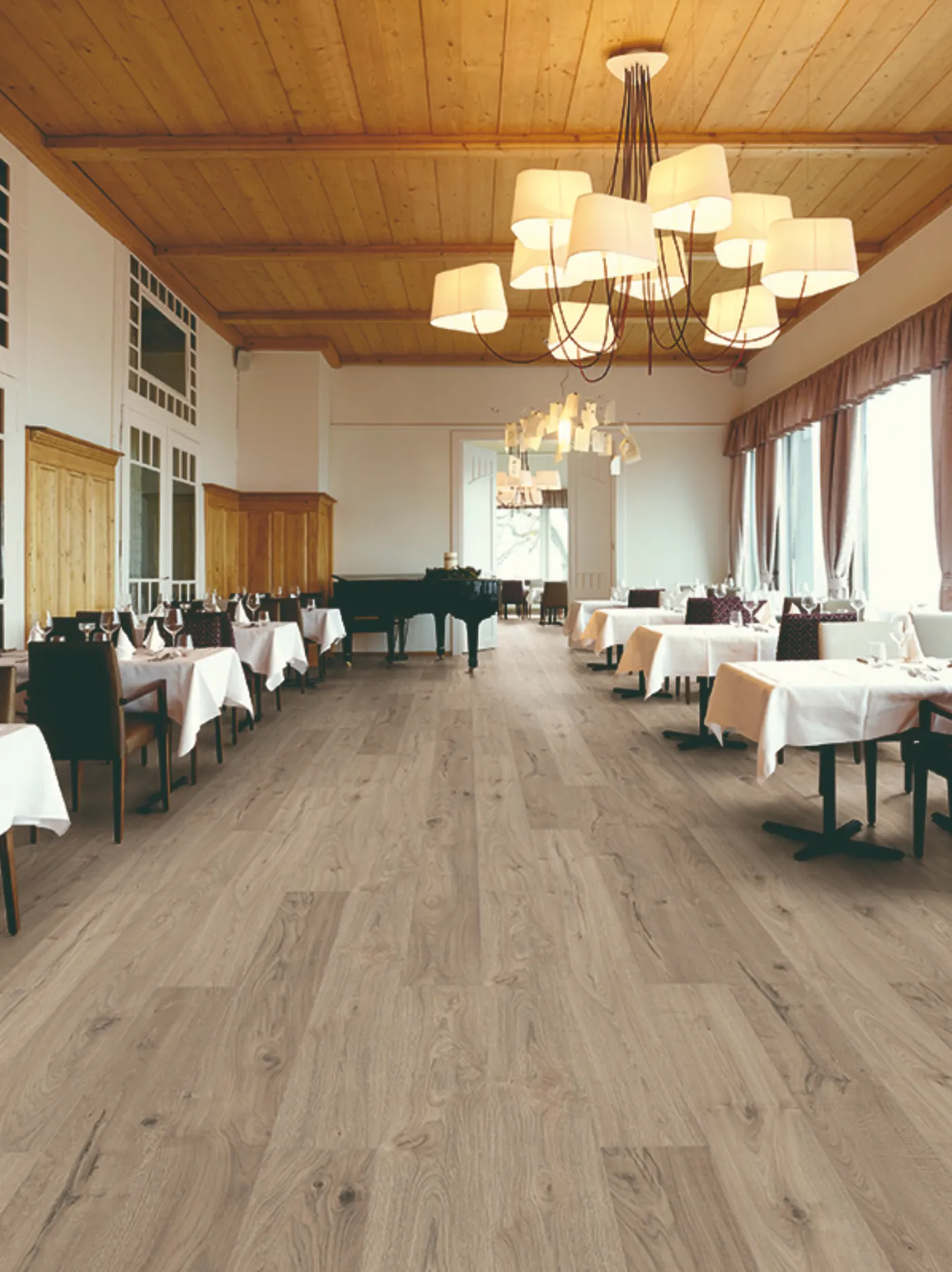 Aspire Silver Moon hybrid flooring colour swatch