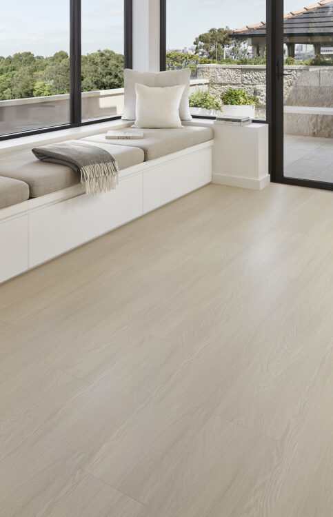 Hydroplank WPC Marble Hill hybrid installed room example