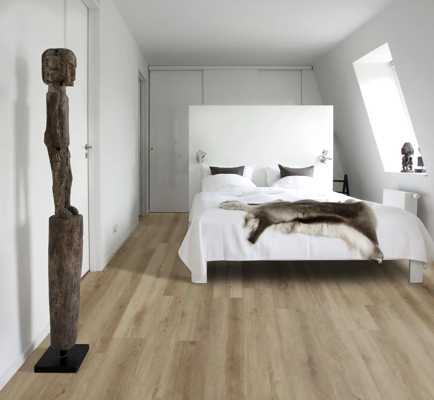Lumiere Ultra HD Sherwood Oak hybrid flooring product photo