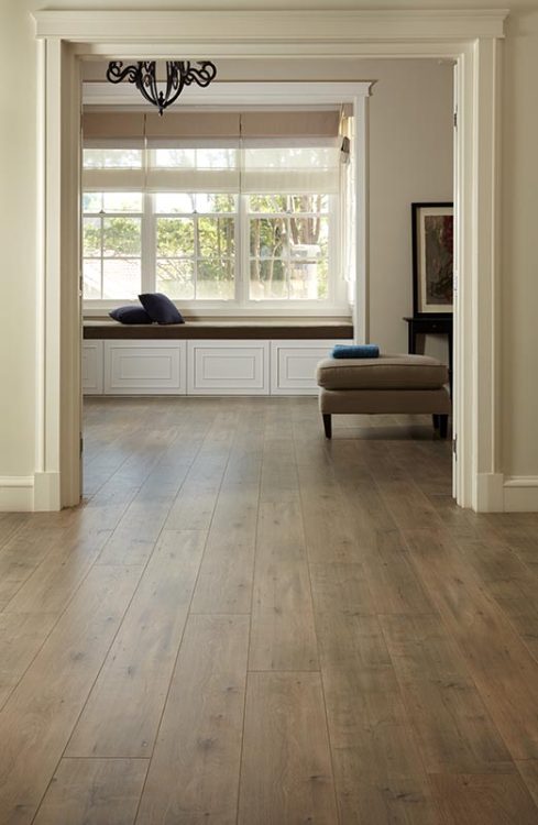 Oakleaf Laminate Mystic Oak laminate installed room example