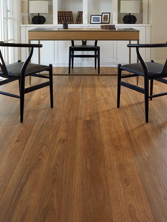 Oakleaf Laminate Spotted Gum laminate installed room example