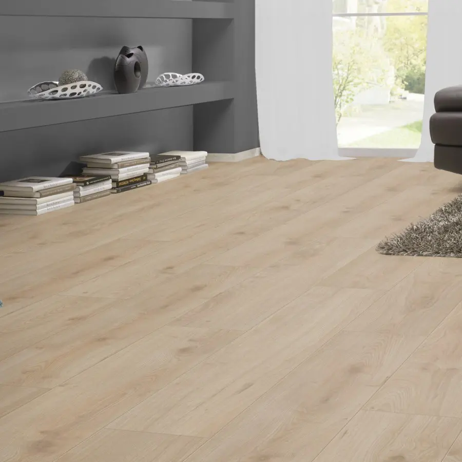 Villeroy & Boch Cosmopolitan Wellness Oak laminate flooring colour swatch