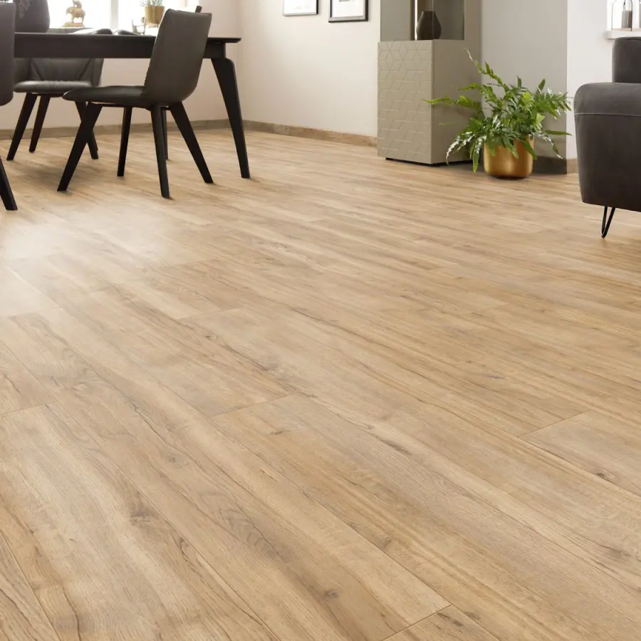 Villeroy & Boch Country Valley Oak laminate flooring colour swatch